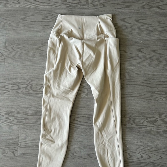 Spyder Active Comfy Leggings w/ Pockets - Picture 4 of 5